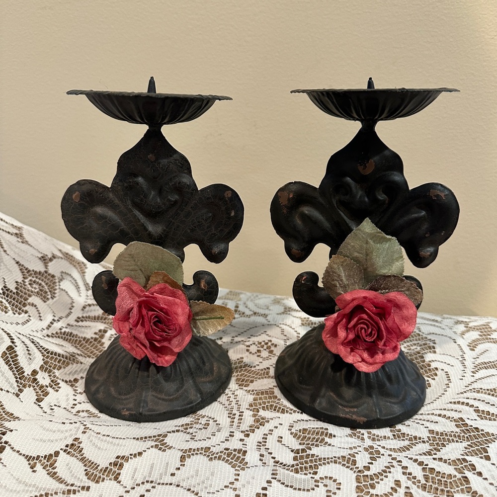 VINTAGE Fleur de Lis Candle Holder Set - Picture 6 of 9